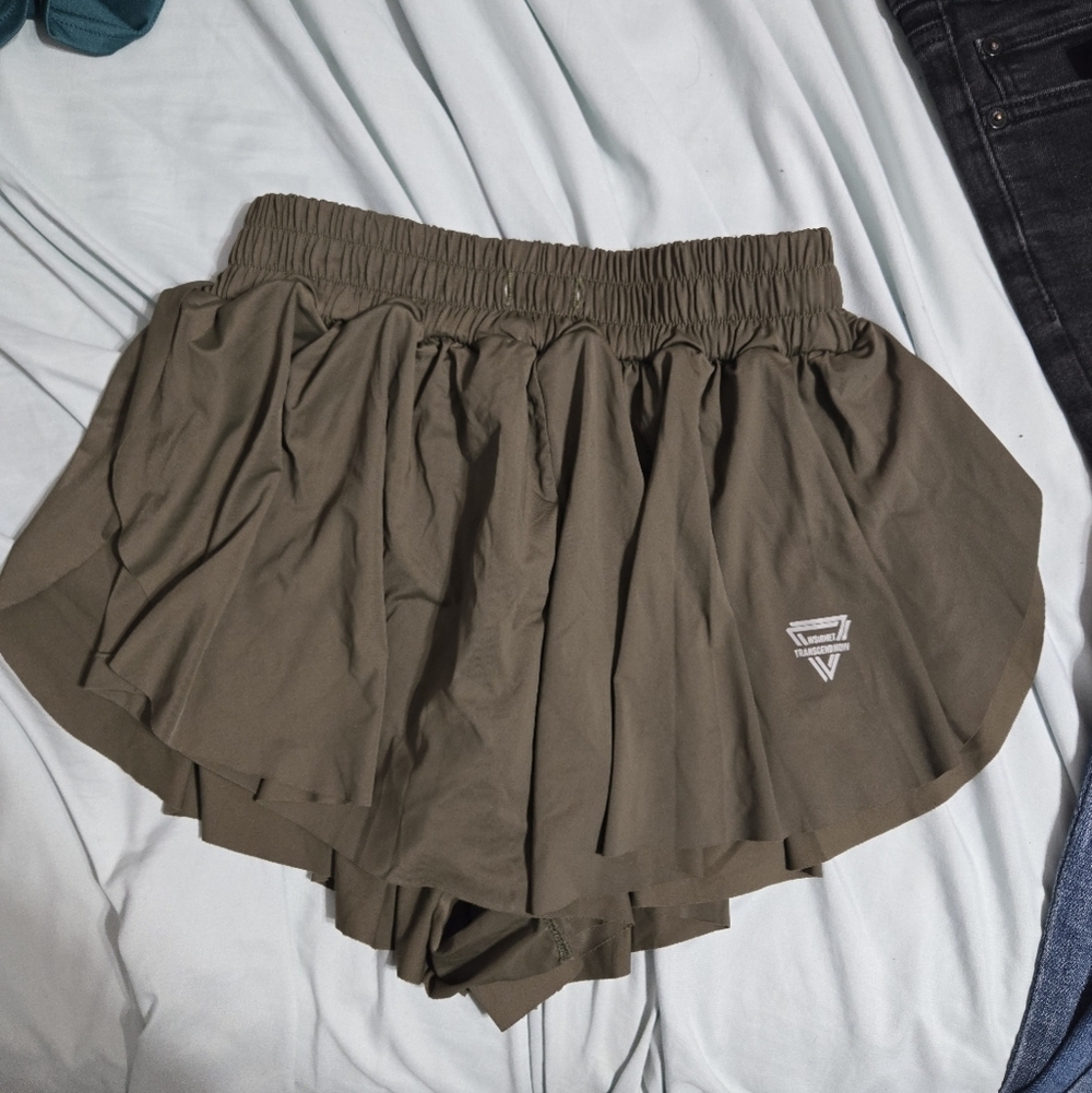 Women's Athletic Shorts Olive Green Sz Small - Picture 1 of 6
